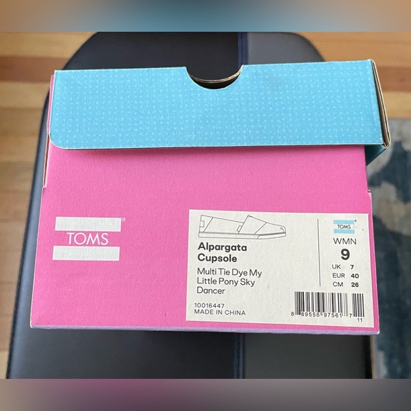 Fun Shoes - Picture 3 of 3